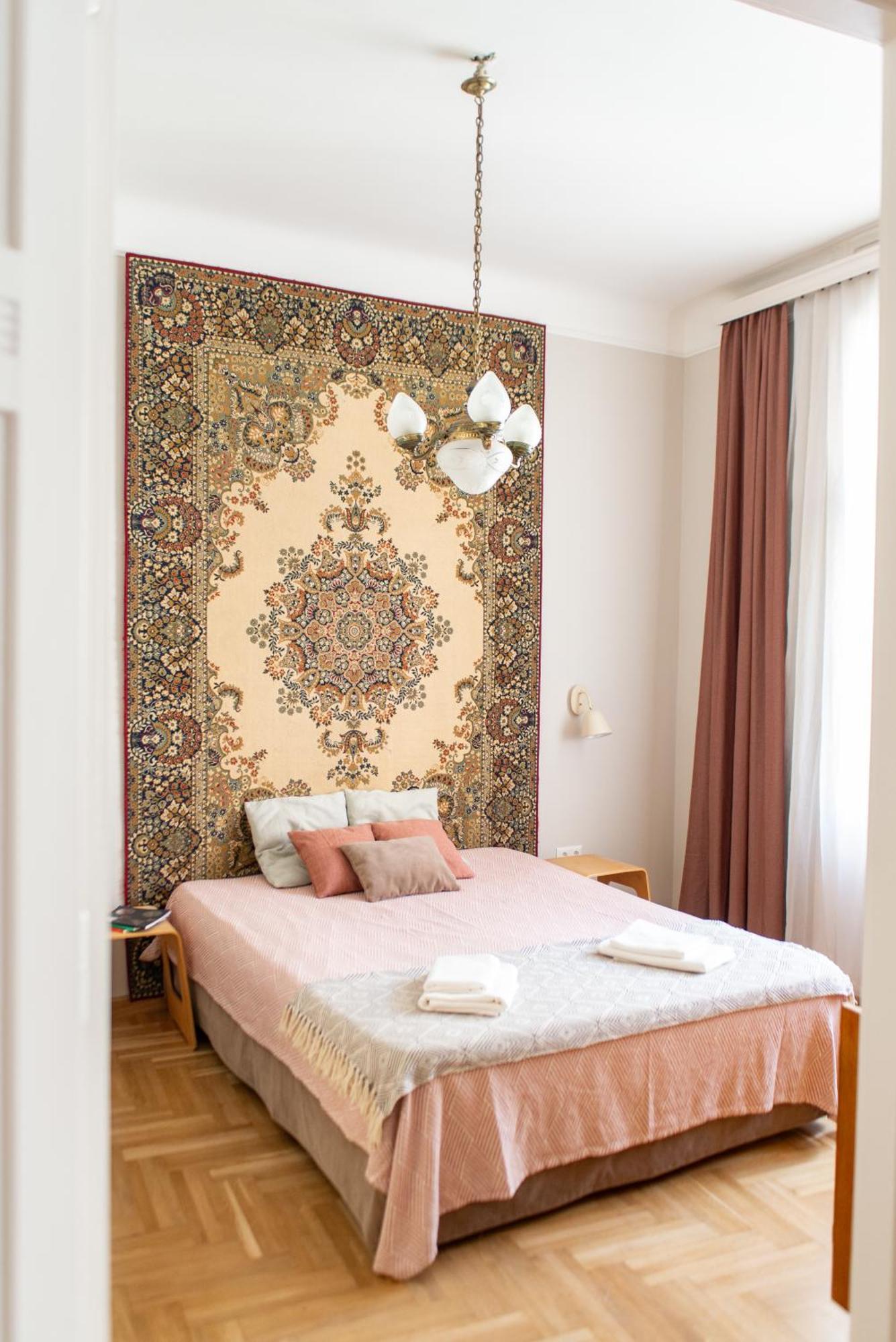 Spacious Family Suite Along River Side, In The Heart Of Buda Budapest Bagian luar foto