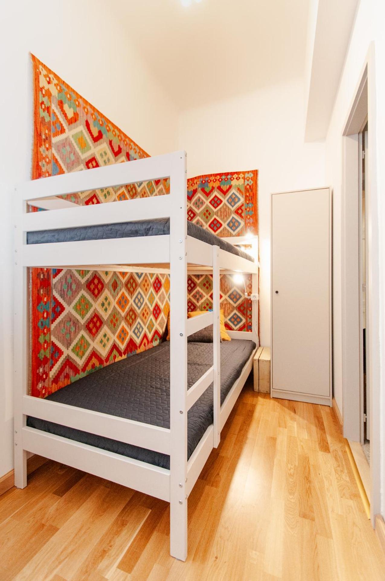 Spacious Family Suite Along River Side, In The Heart Of Buda Budapest Bagian luar foto