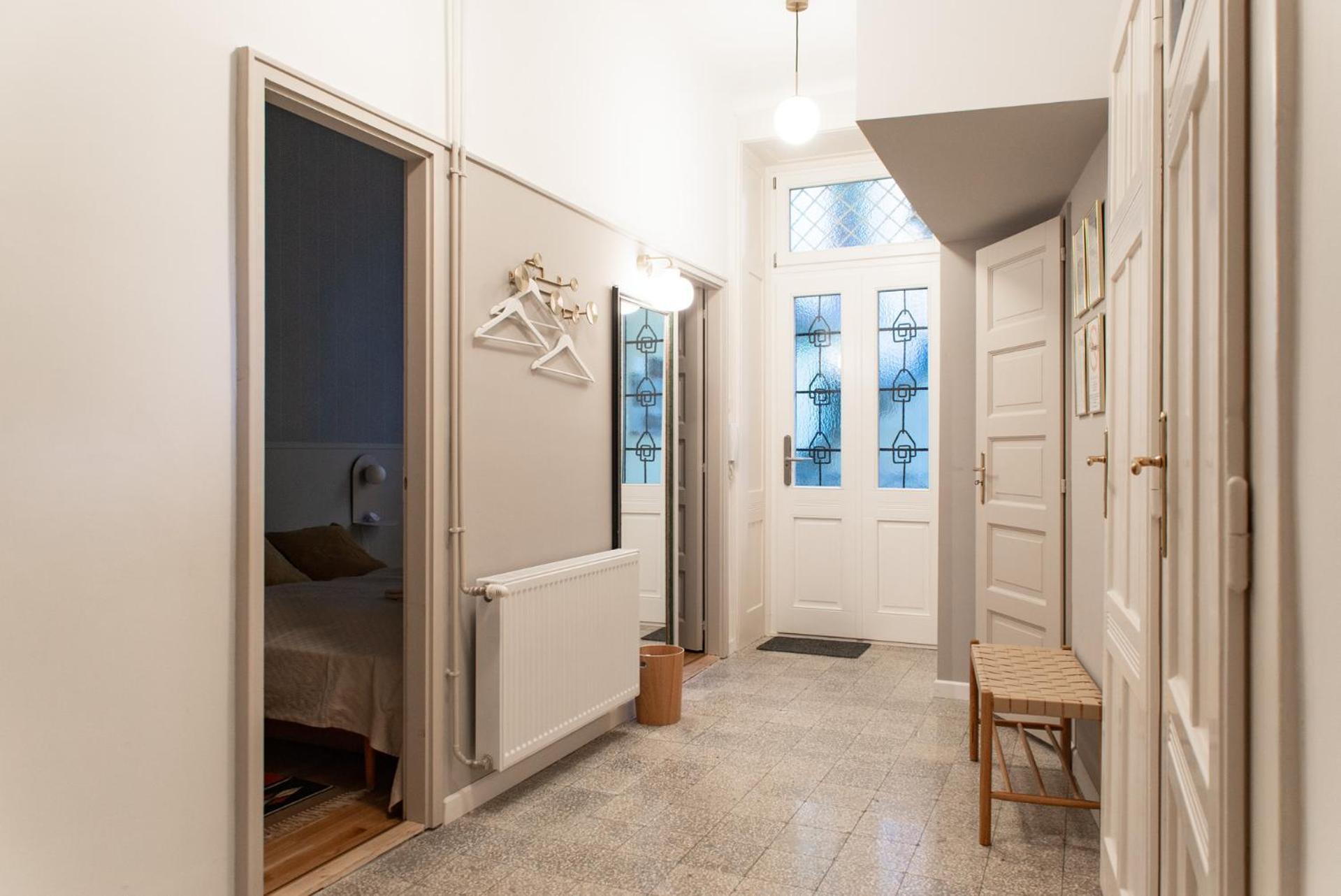 Spacious Family Suite Along River Side, In The Heart Of Buda Budapest Bagian luar foto